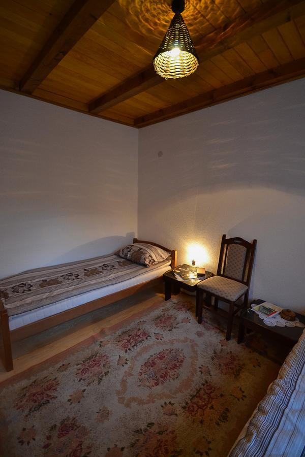 Antik Hotel Foca Luaran gambar